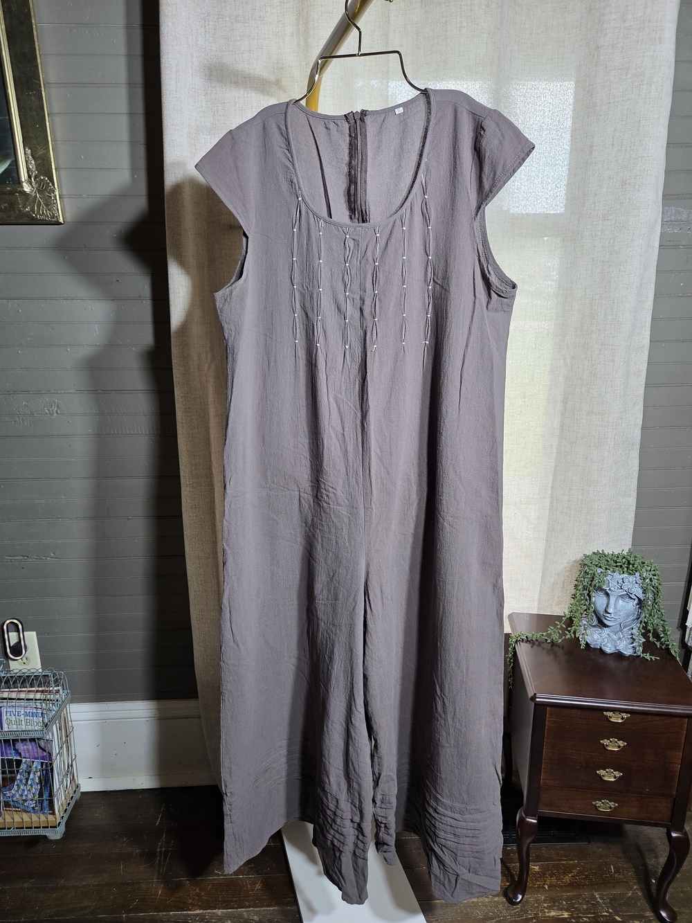 Wide Leg Sleeveless Jumpsuit in Grey